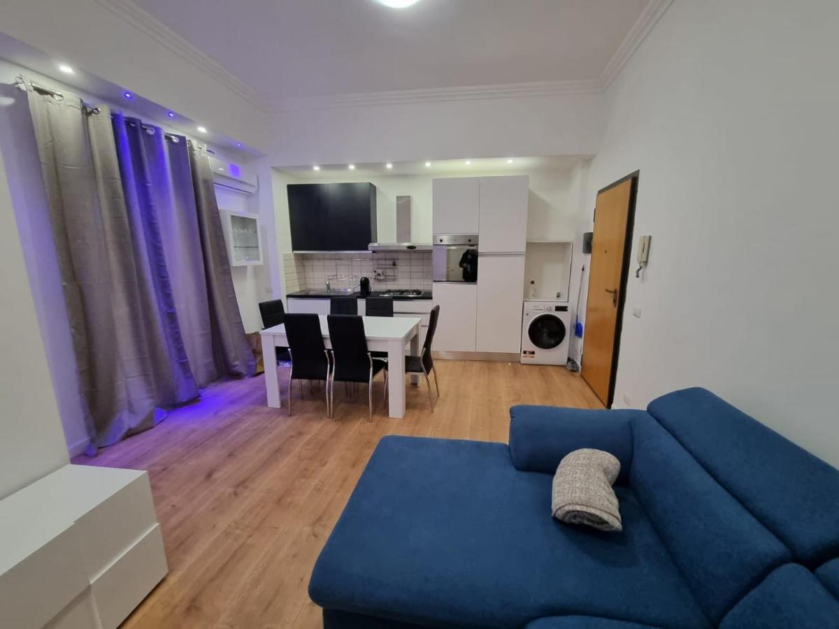 Piazza Colombo-apartments Sanremo