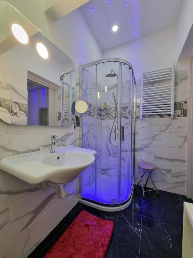 Apartment Piazza Colombo-apartments Sanremo